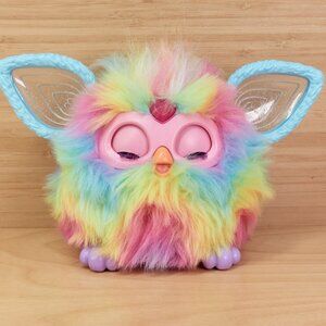 Furby 2023 / Model F8900 / Interactive Rainbow Plush Toy